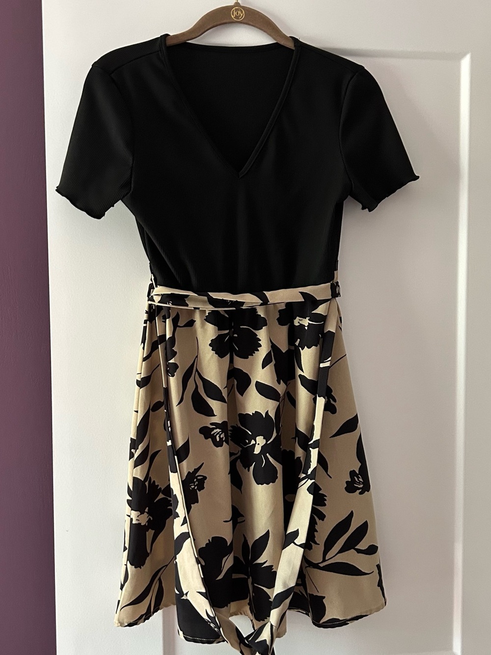 Black and Tan Floral Wrap Tie Waist Dress XS SHEIN Excellent